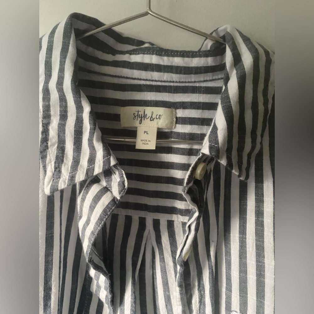 Style & Co gray and white striped button shirt pocket front cotton petite large